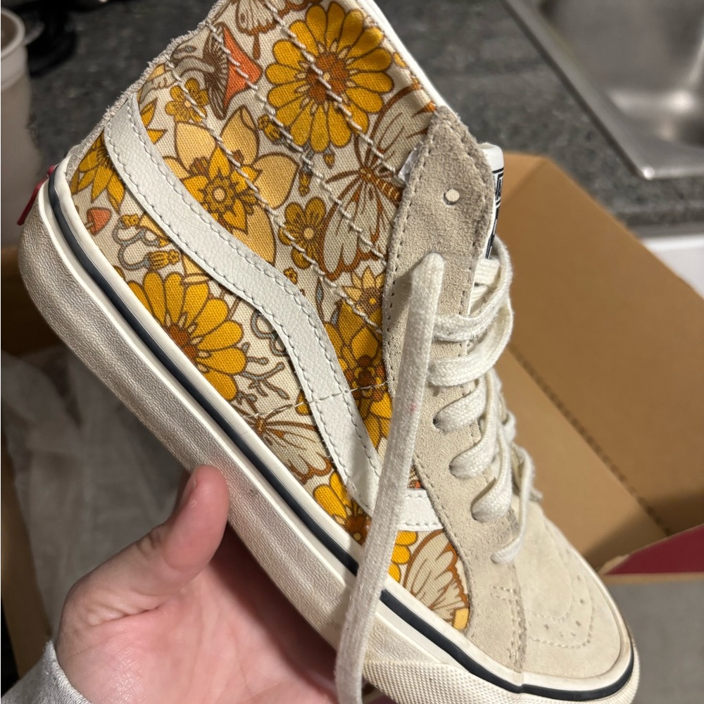Vans Sk8-Hi 38 Decon S Floral Sneakers